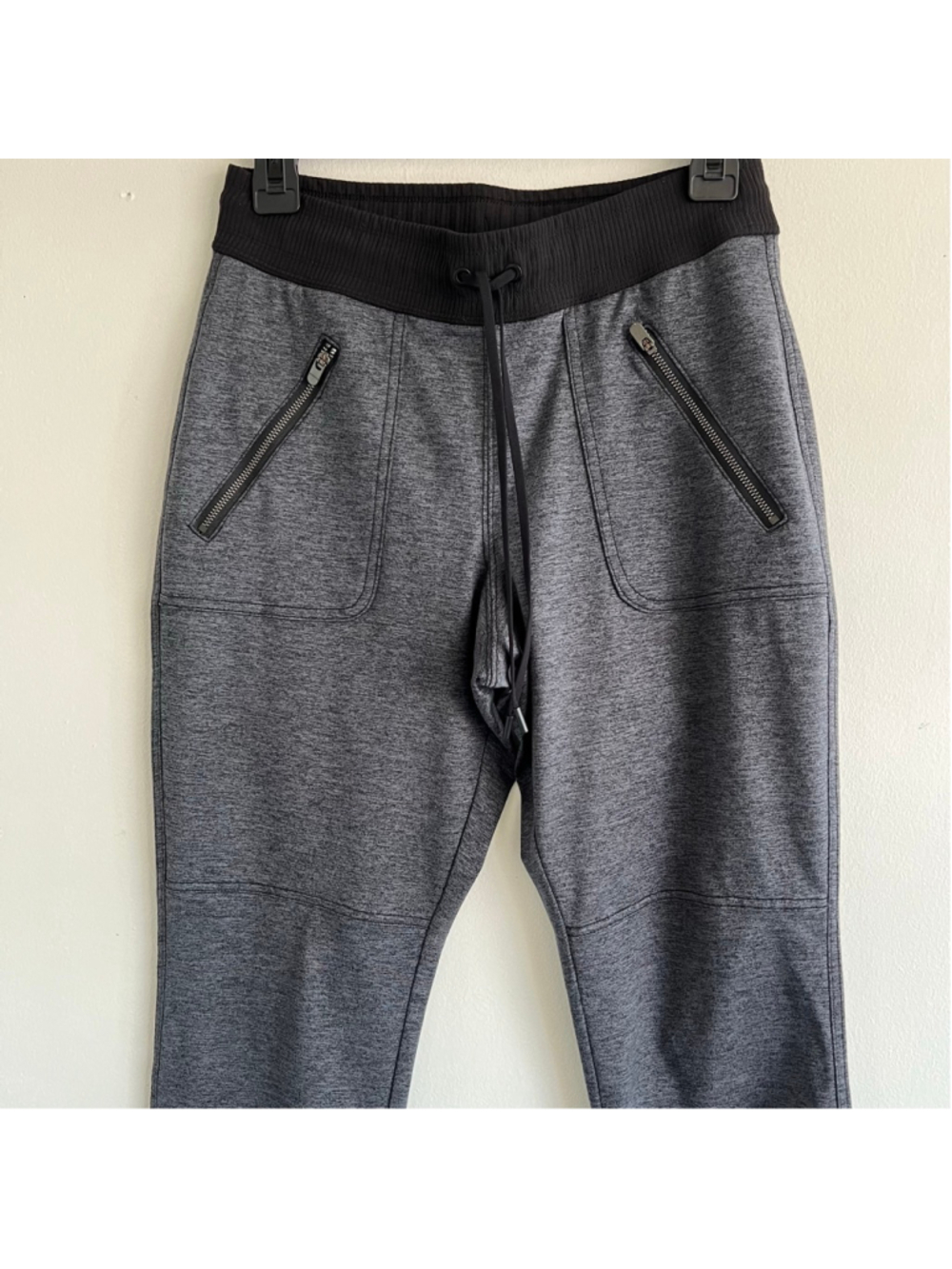 Athleta Gray Black Radiant Jogger XS